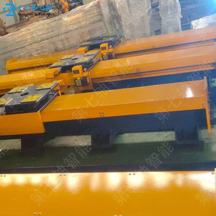 Q3系列—定制机器人全封闭行走轨道